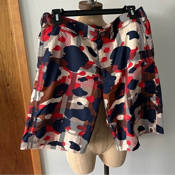 BAPE Plaid Windbreaker SHORTS sz M Red Blue Bathing Ape Japan Polyester - Picture 1 of 9